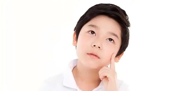 兒童液體藥放冰箱“保鮮”？大錯(cuò)特錯(cuò)！這些用藥誤區(qū)你家可能也踩坑了！