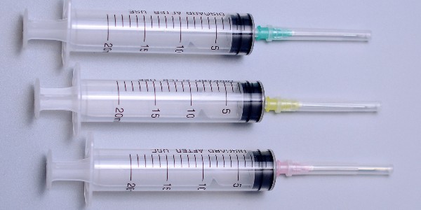 你知道配藥注射器與普通注射器的區(qū)別嗎？